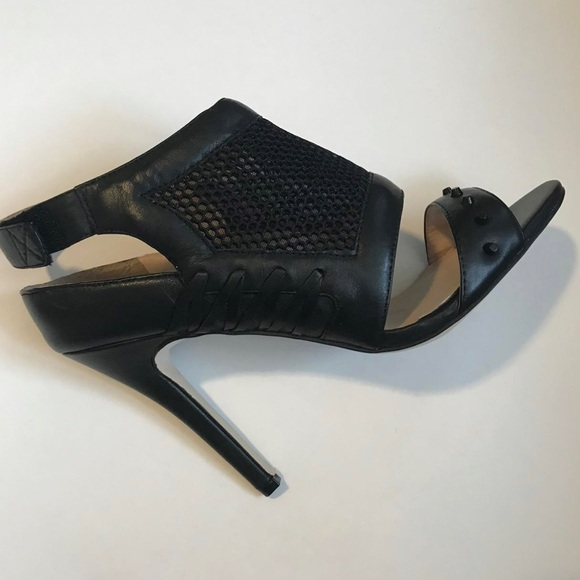 Nicole Miller Artelier Addison black heels 10 - Picture 2 of 14